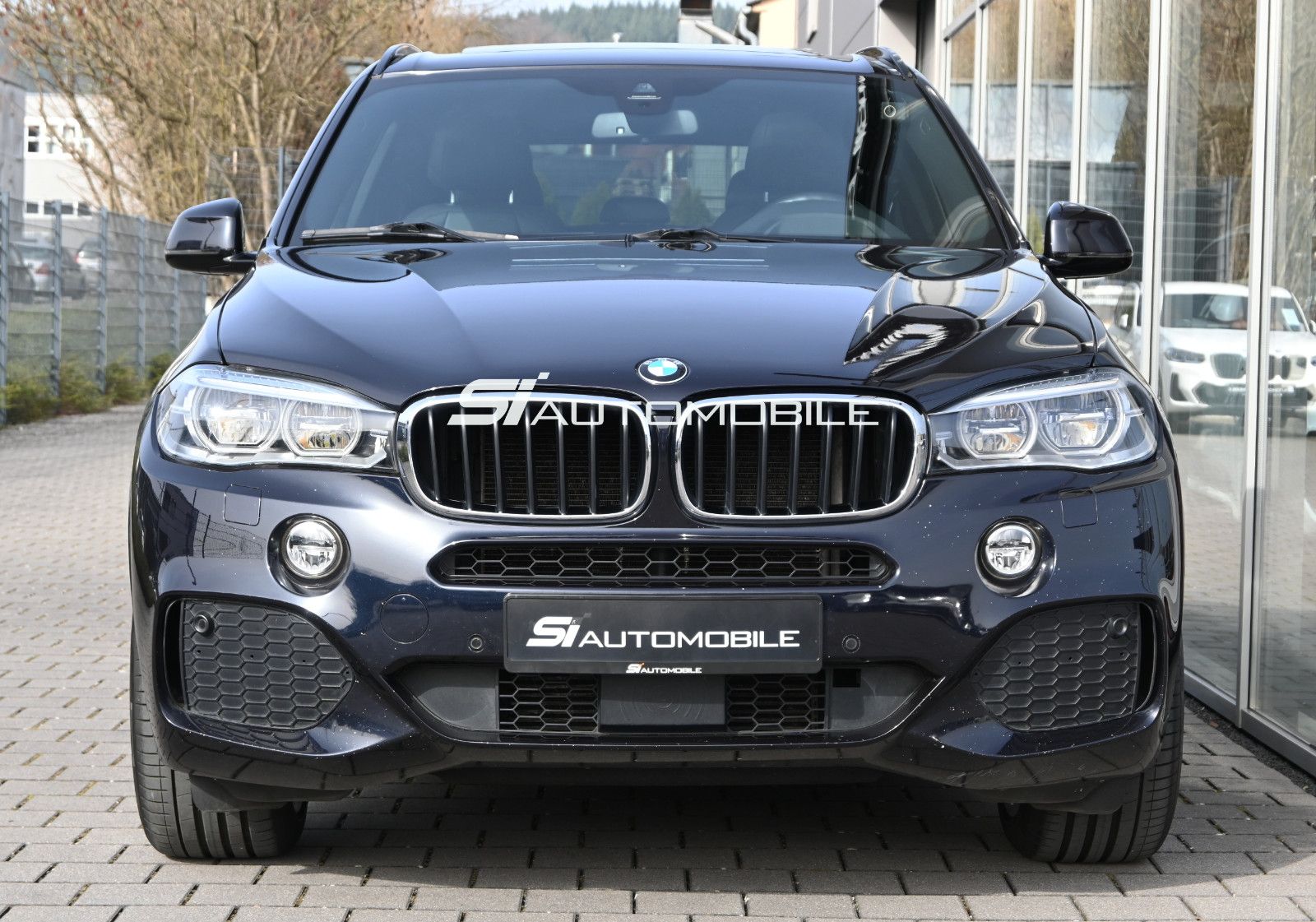 Fahrzeugabbildung BMW X5 xDrive30d M-Sport °ACC°AHK°STANDHEIZ°PANO°HUD