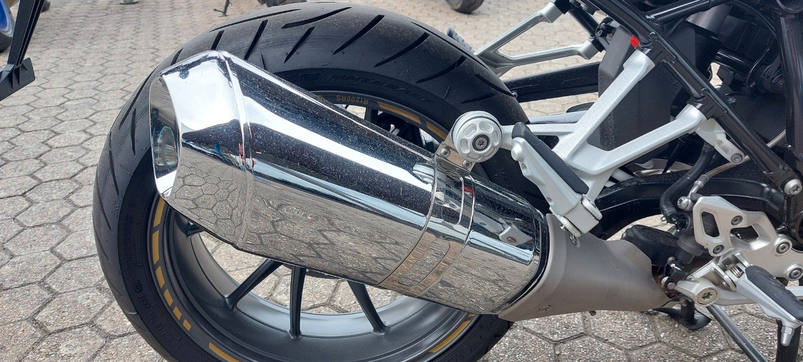 Fahrzeugabbildung BMW R 1200 RS Neuzustand Voll inkl Navi + Ladegerät
