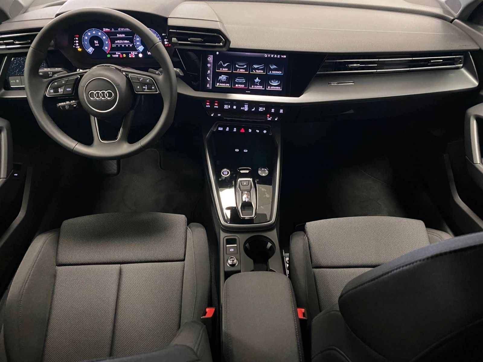 Fahrzeugabbildung Audi A3 35 TFSIadvanced Sportback+ACC+KAMERA+18 ZOLL+