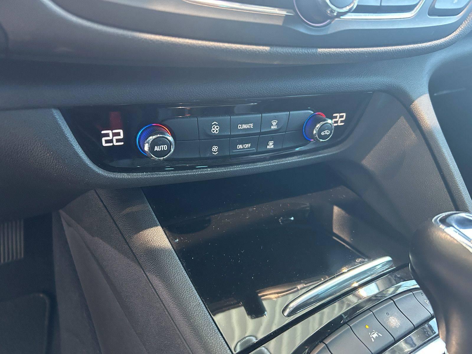 Opel Insignia AUTOMATIK+NAVIGATION+KAMERA+PDC+TEMPOM