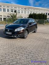Suzuki 1. Hand Rentner - nur 60TKM - (SX4) S-Cross 1.6 - Suzuki (SX4) S-Cross in Hamburg