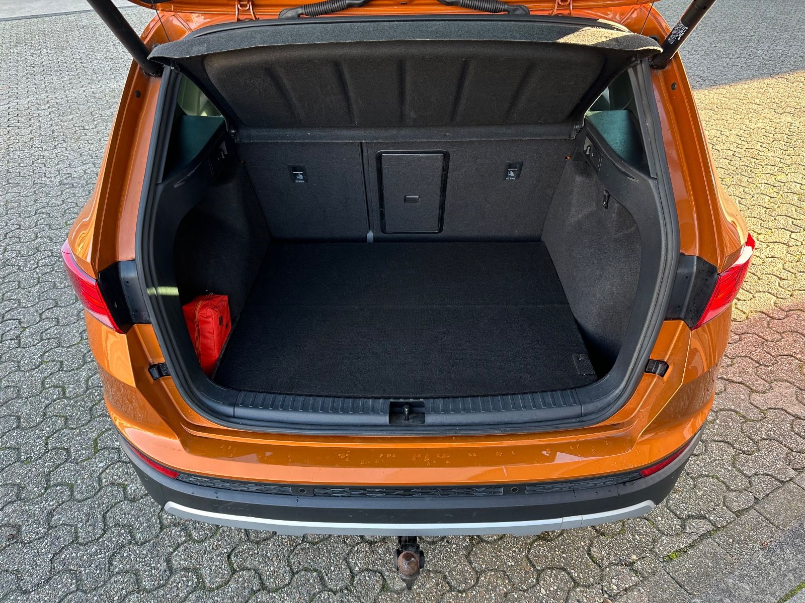 Fahrzeugabbildung SEAT Ateca 1.4 TSI ACT Xcellence Pano/AHK/LED/360°