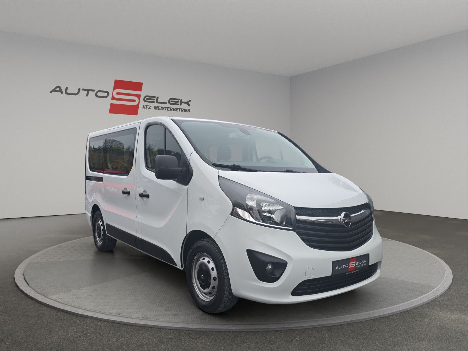 Fahrzeugabbildung Opel Vivaro B Kombi Aus 1.Hand 9-Sitze Klima Tempomat