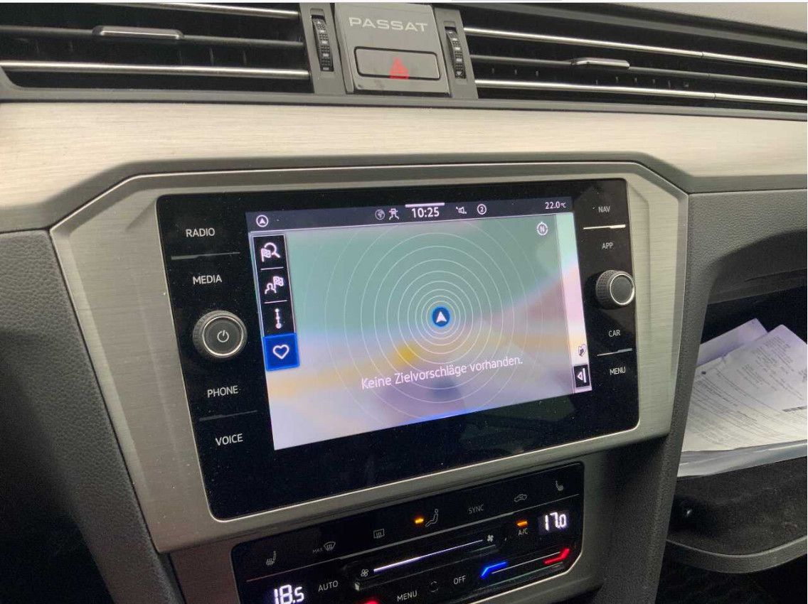 Fahrzeugabbildung Volkswagen Passat Var 2.0d Concept LED/ACC/NAVI/SHZ/RFK/8Fa