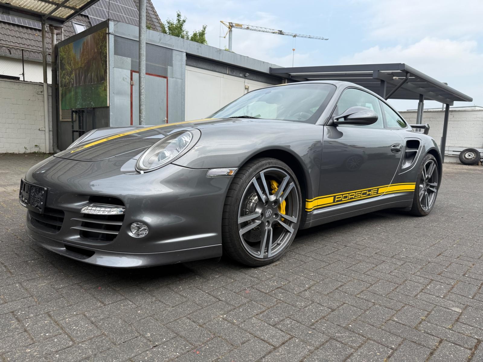 Porsche 997 Turbo S Coupé*PDK*AeroKit*PCCB Bremsen