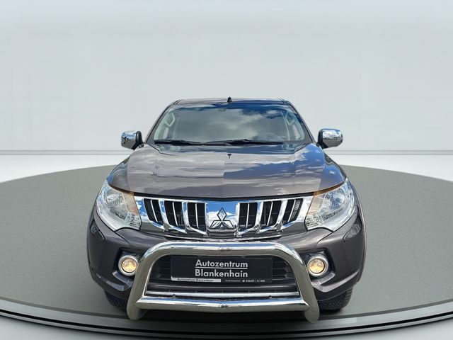 L200 Plus Club Cab 4WD