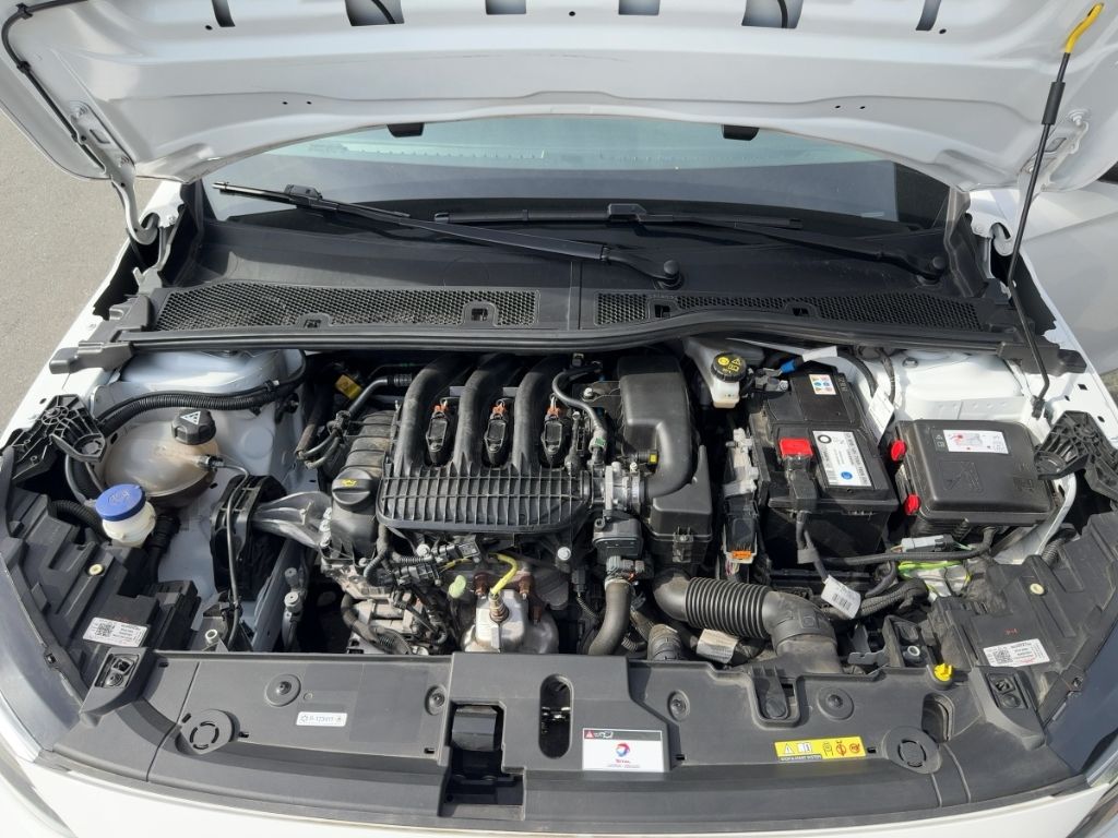 Fahrzeugabbildung Opel Corsa ALLWETTER  RÜCKFAHRK.  SITZHEIZUNG