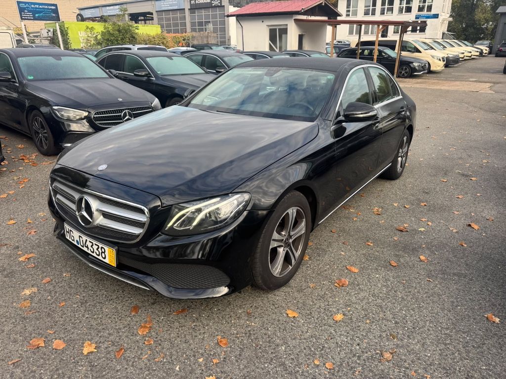 Image of Mercedes-Benz E 200