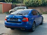 Skoda Octavia Lim.°°RS°°Automatik°°DSG°°Bi-Xenon°° - Skoda Octavia mit Diesel-Antrieb: RS