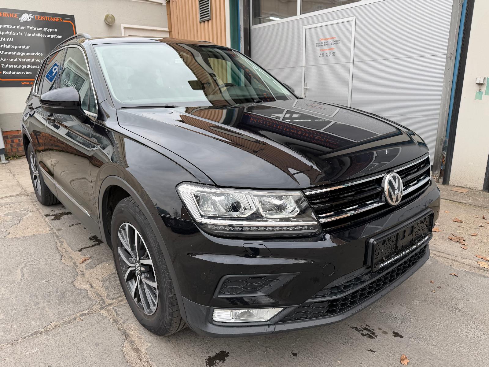 Volkswagen Tiguan Comfortline/LED/Navi/Shz/AHK