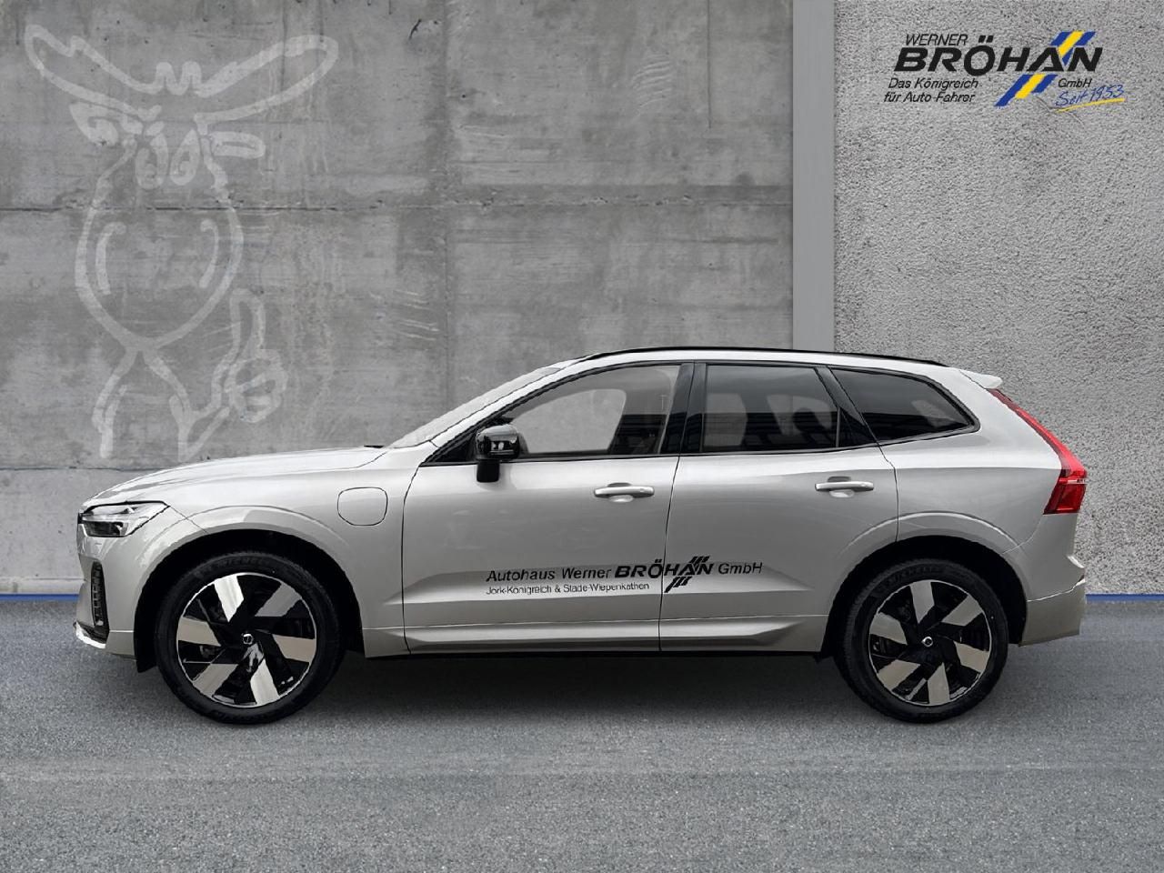 Fahrzeugabbildung Volvo XC60 T6 AWD R-Design Recharge Plug-In Hybrid