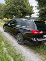 Volkswagen Passat Variant 2.0 TDI SCR DSG Variant  - VW Passat Variant von privat