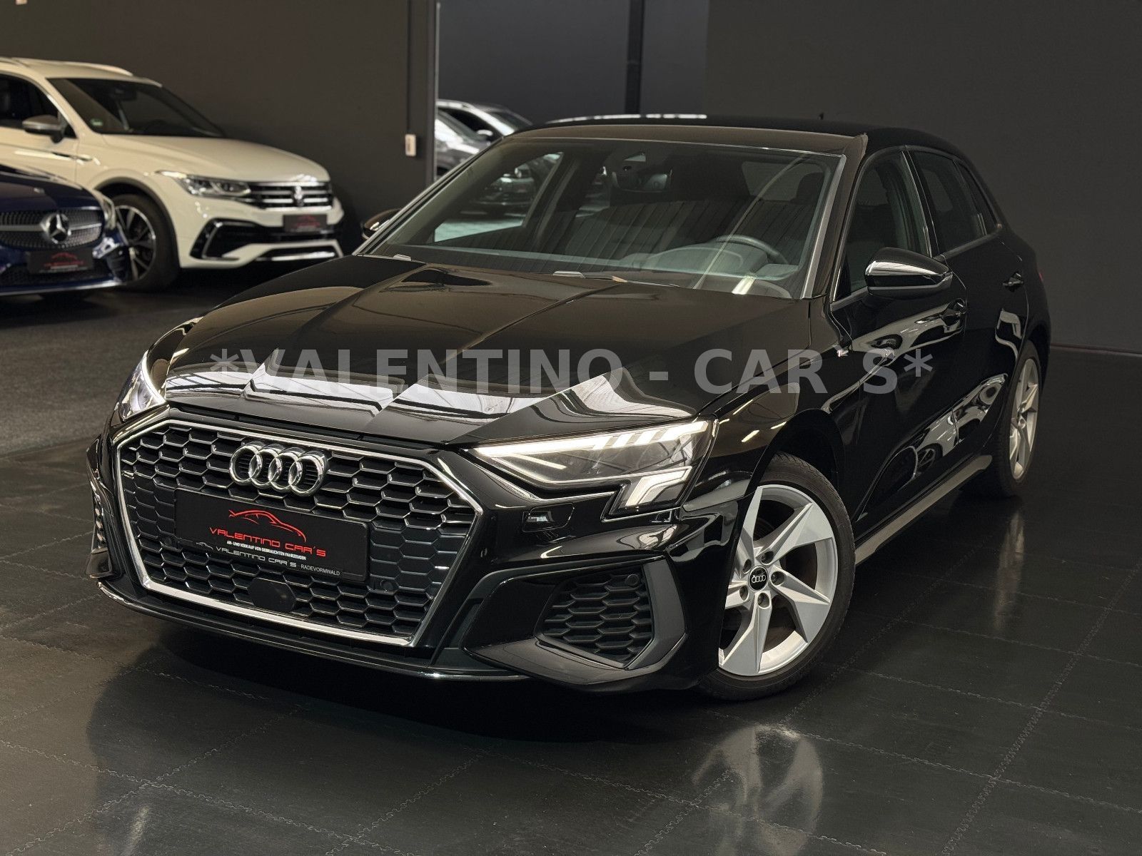 Audi A3 SPB 30 TFSI S-line S-Tron Matrix Apple Ambien foto 11