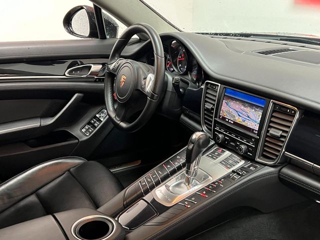 Porsche Panamera Automatik,Xenon,Leder,Navi,Schiebedach