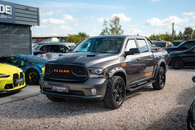 Dodge RAM 5.7 V8 HEMI 4x4 OFFROAD Night-Paket *LED*