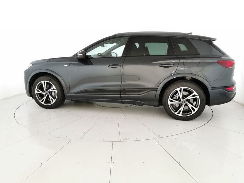 Other Audi Q6 e-tron S line edition quattro 387cv imagem 2