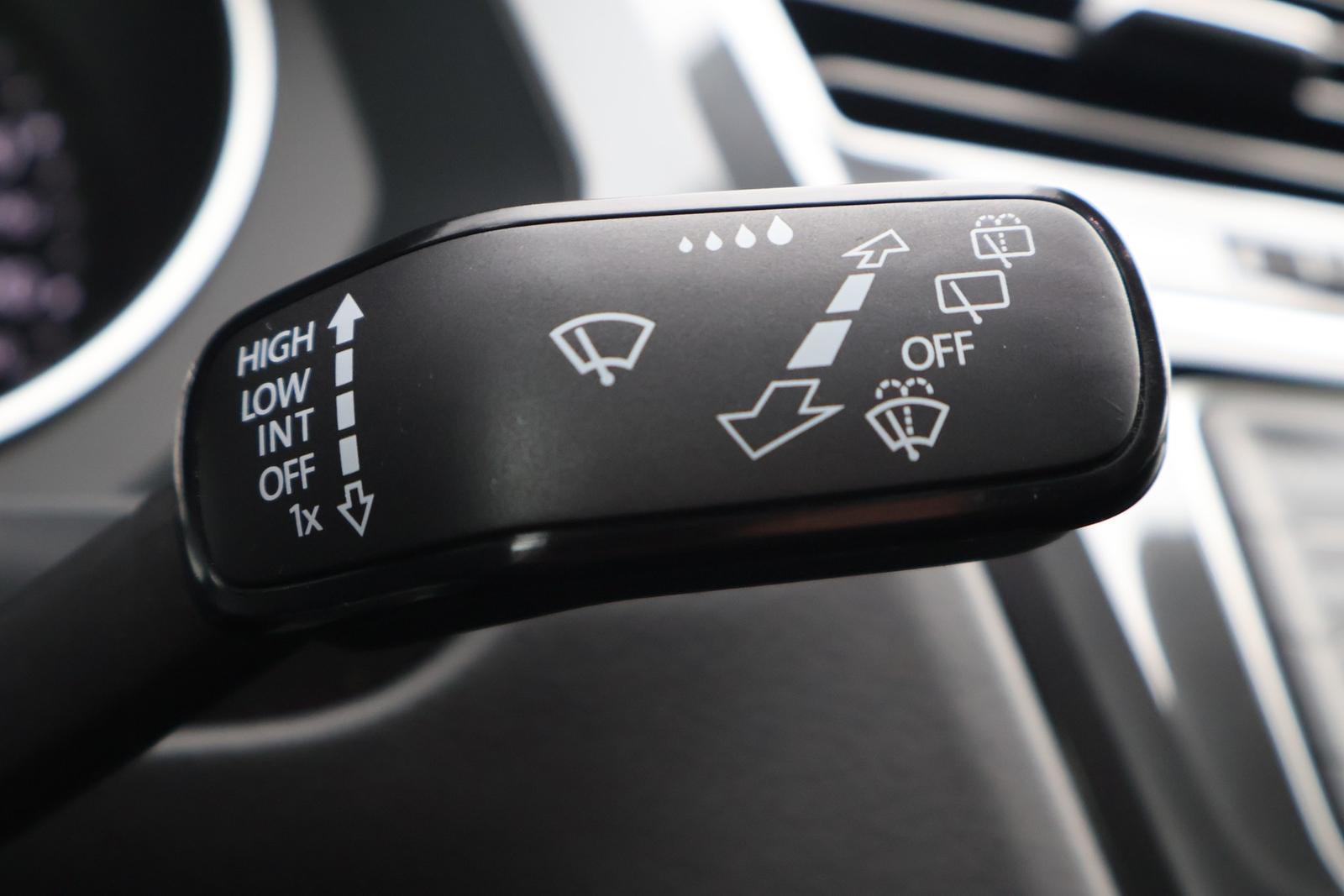 Volkswagen Tiguan 1.4 TSI DSG R-Line LED ACC Navi 360° AHK