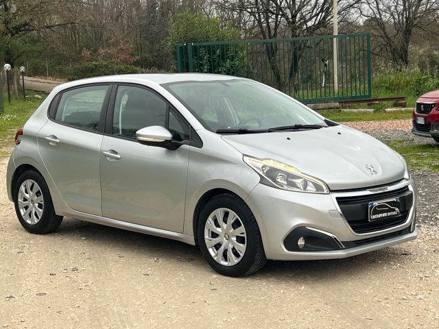 Peugeot 208 1.2 Benzina Neopatentati permute rat