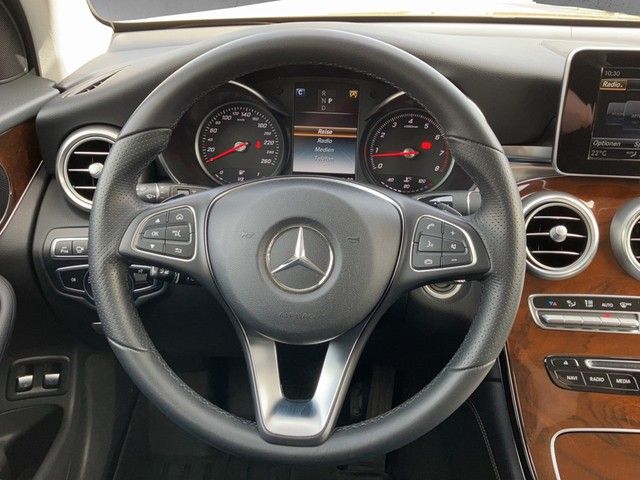 Fahrzeugabbildung Mercedes-Benz GLC 250 4M 9G-Tronic LED ACC AHK 360° STH