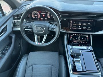 Audi Q7 - 12