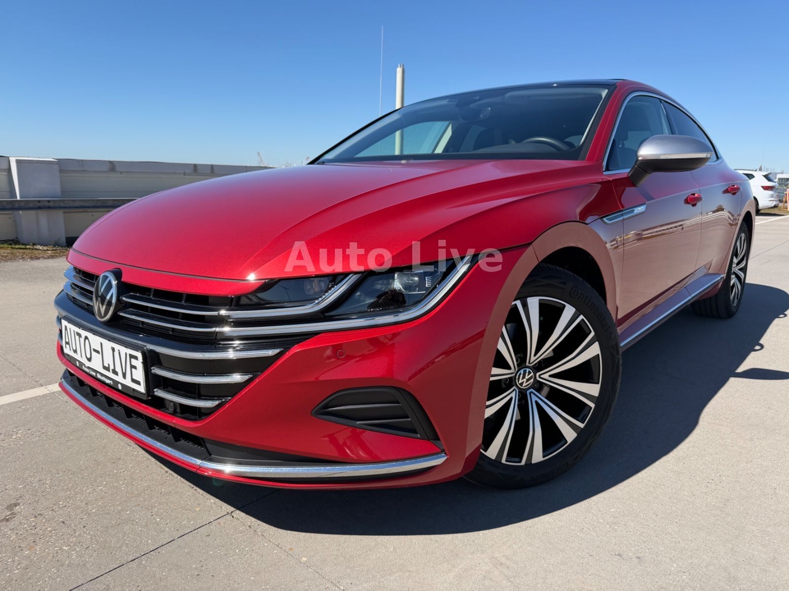 VW Arteon 2.0 TDI*DSG*IQ-MATRIX*PAN*NAVI*KAMERA*VOL