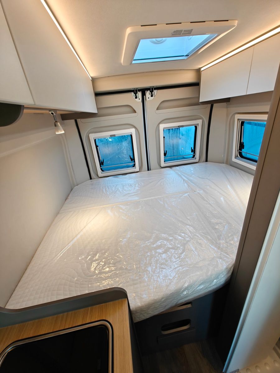 Fahrzeugabbildung LMC Innovan 600 - 603 70 Jahre Modell - SALE! -