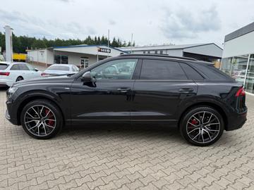 2018 AUDI Q8 — фото 9
