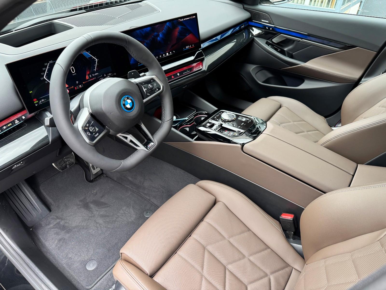 BMW 530 e M Sport Pro/Pano/Harman/Fond Tabletts