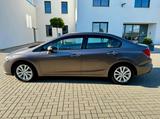 Honda Civic 1.8 Automatik 50 Jahre Edition 50 Jahr... - Honda Civic aus 2012 mit Benzin-Antrieb: Limousine