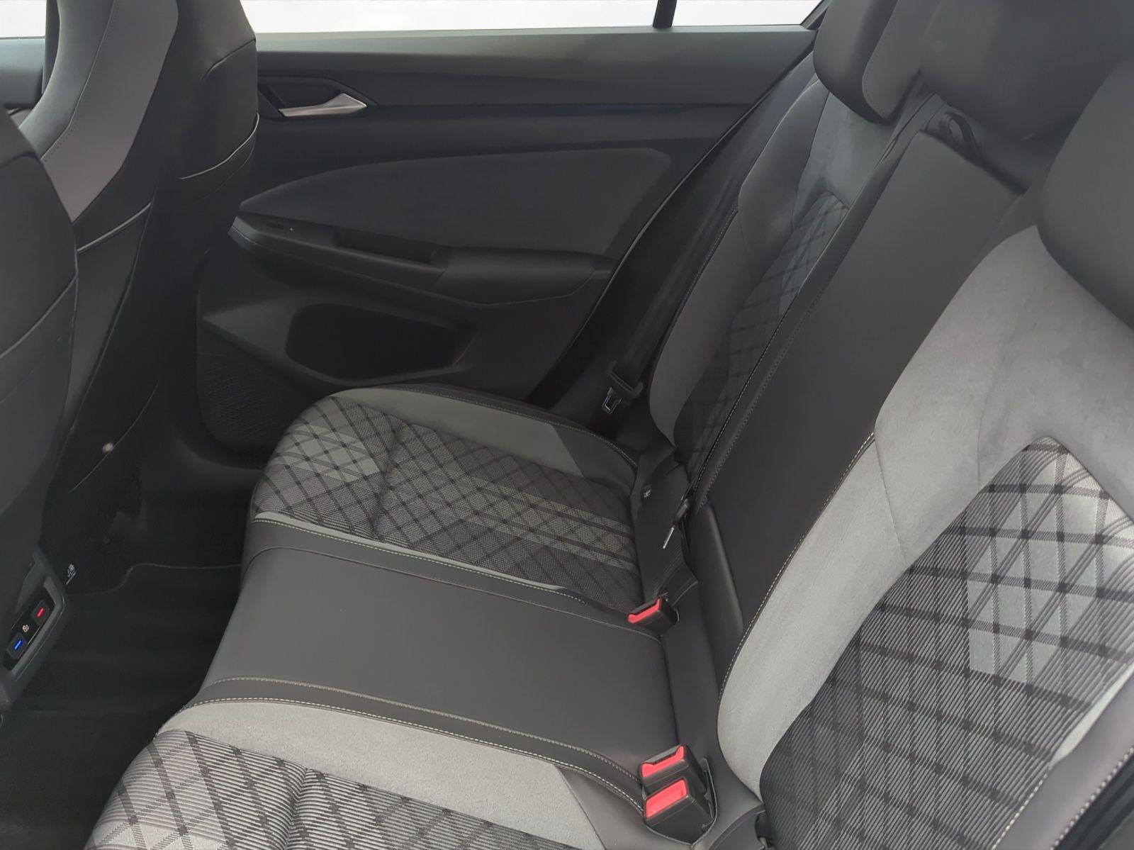 Volkswagen Golf VIII 1.5 TSI R-Line LED SiHz, миниатюра 3