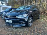 Volkswagen Touran 1.6 TDI SCR SOUND BMT SOUND - Volkswagen Touran SOUND mit Diesel-Antrieb