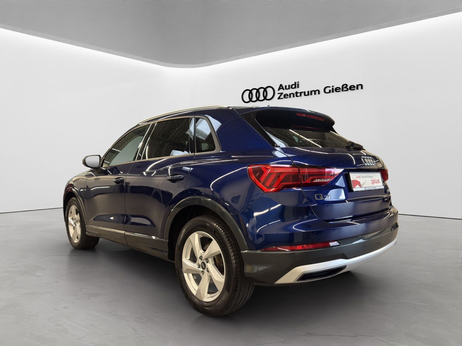 Audi Q3 35 TFSI S-tronic advanced LED AHK ACC Komfort imagem 3