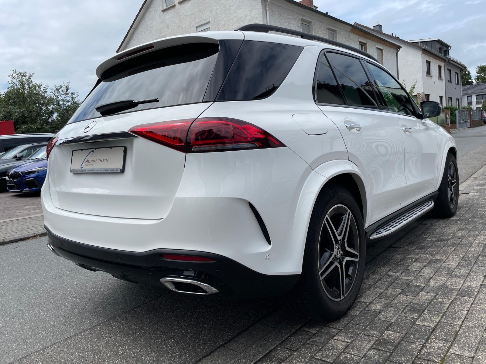 Fahrzeugabbildung Mercedes-Benz GLE 400d 4MATIC |AMG|HUD|Burmester|Pano|360°|AHK