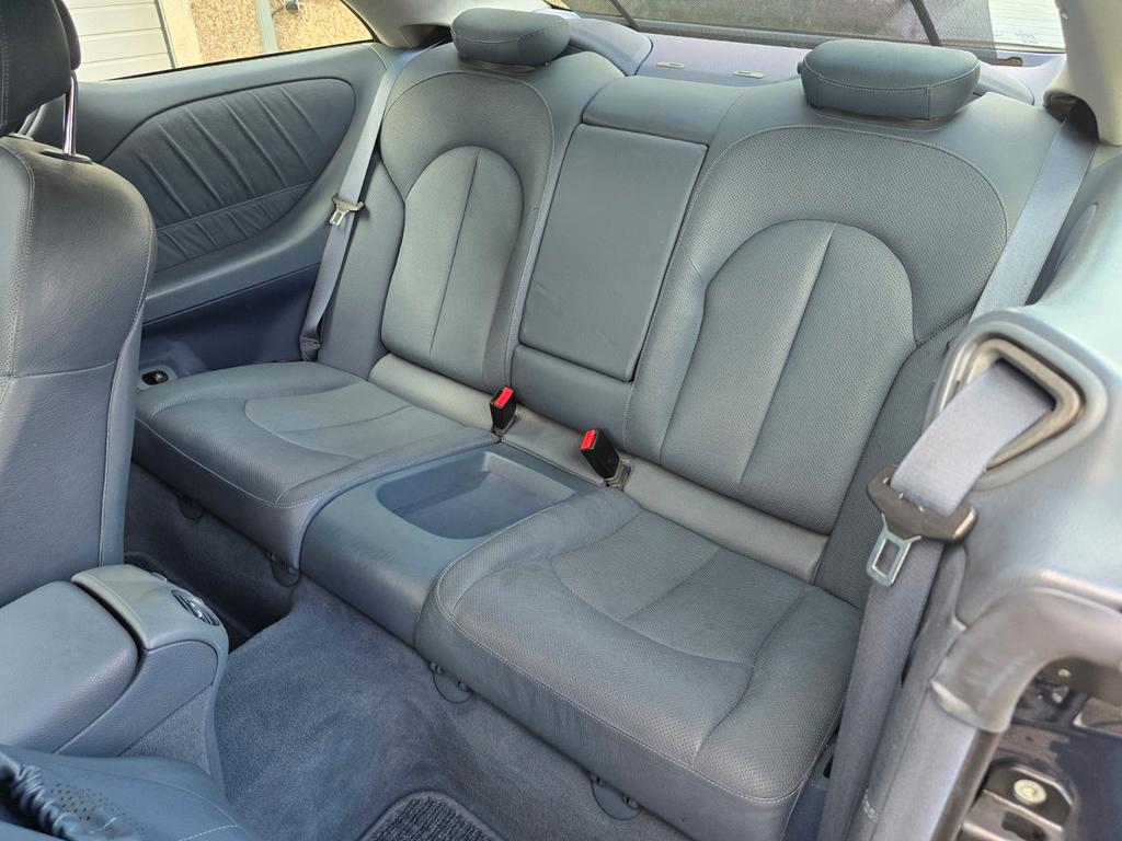 Mercedes-Benz CLK 320