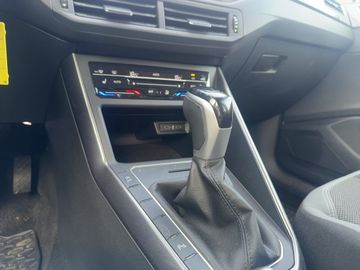 Volkswagen Polo - 11