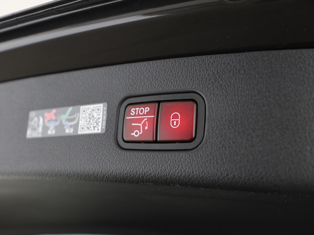Mercedes-Benz GLC 300 de 4M AMG Digital Light Night Burmester foto 24