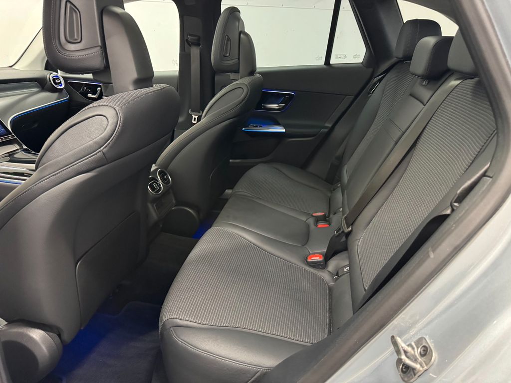 MERCEDES-BENZ GLC 300de 4M*PANO*DISTRONIC*360°*AHK*KAMERA* MERCEDES-BENZ GLC 300de 4M*PANO*DISTRONIC*360°*AHK*KAMERA*