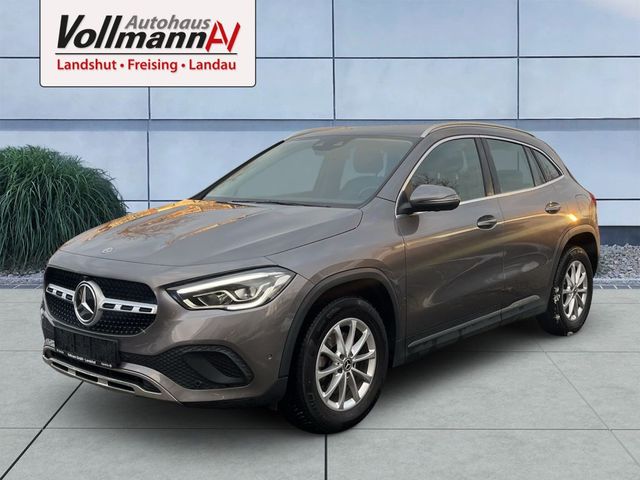MERCEDES-BENZ GLA 200 7G-DCT Progressive