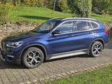 BMW iX1 Modell xLine/Mediterranblau /CrossTrack - BMW iX1 Gebrauchtwagen