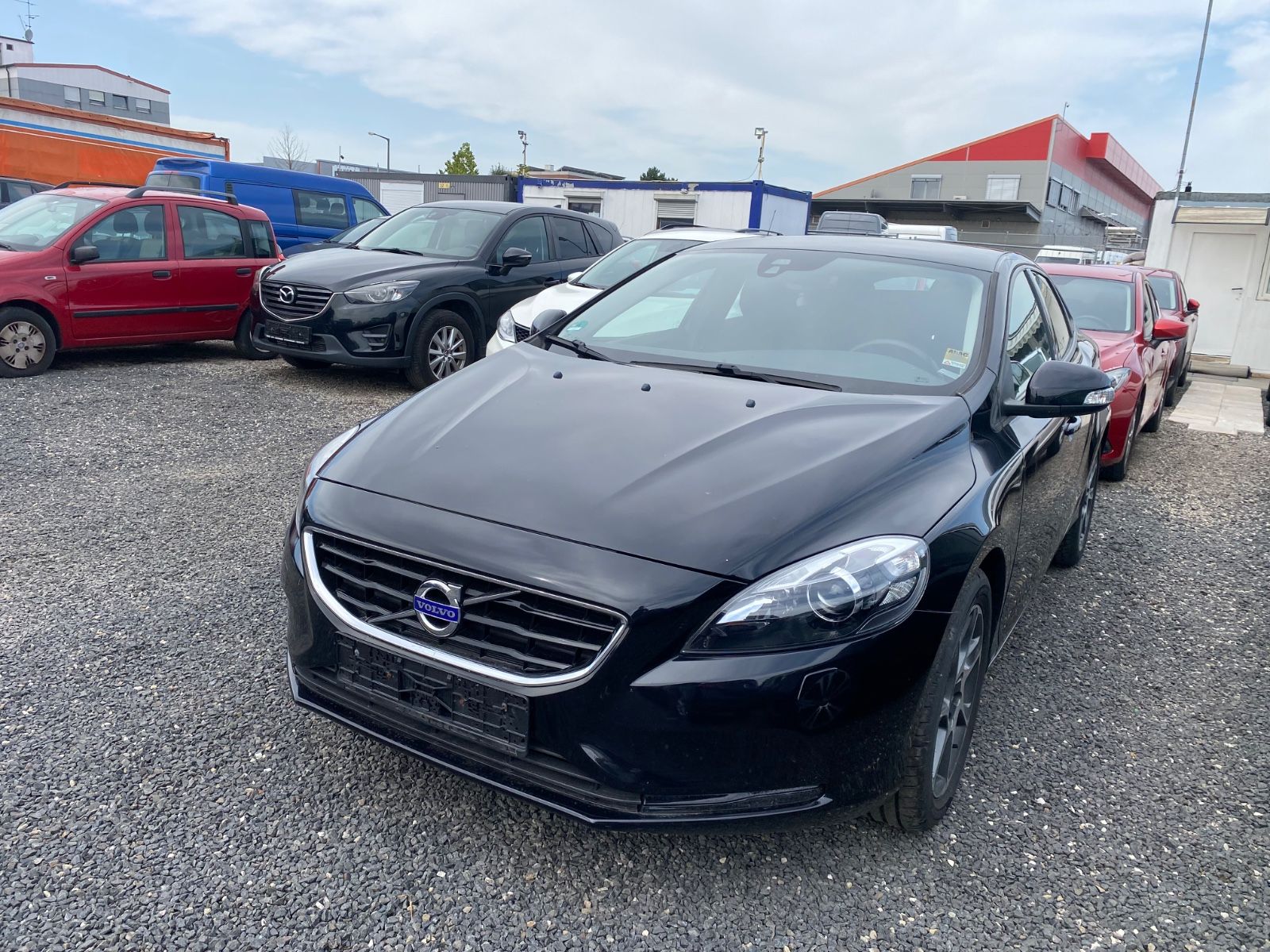 VOLVO V40