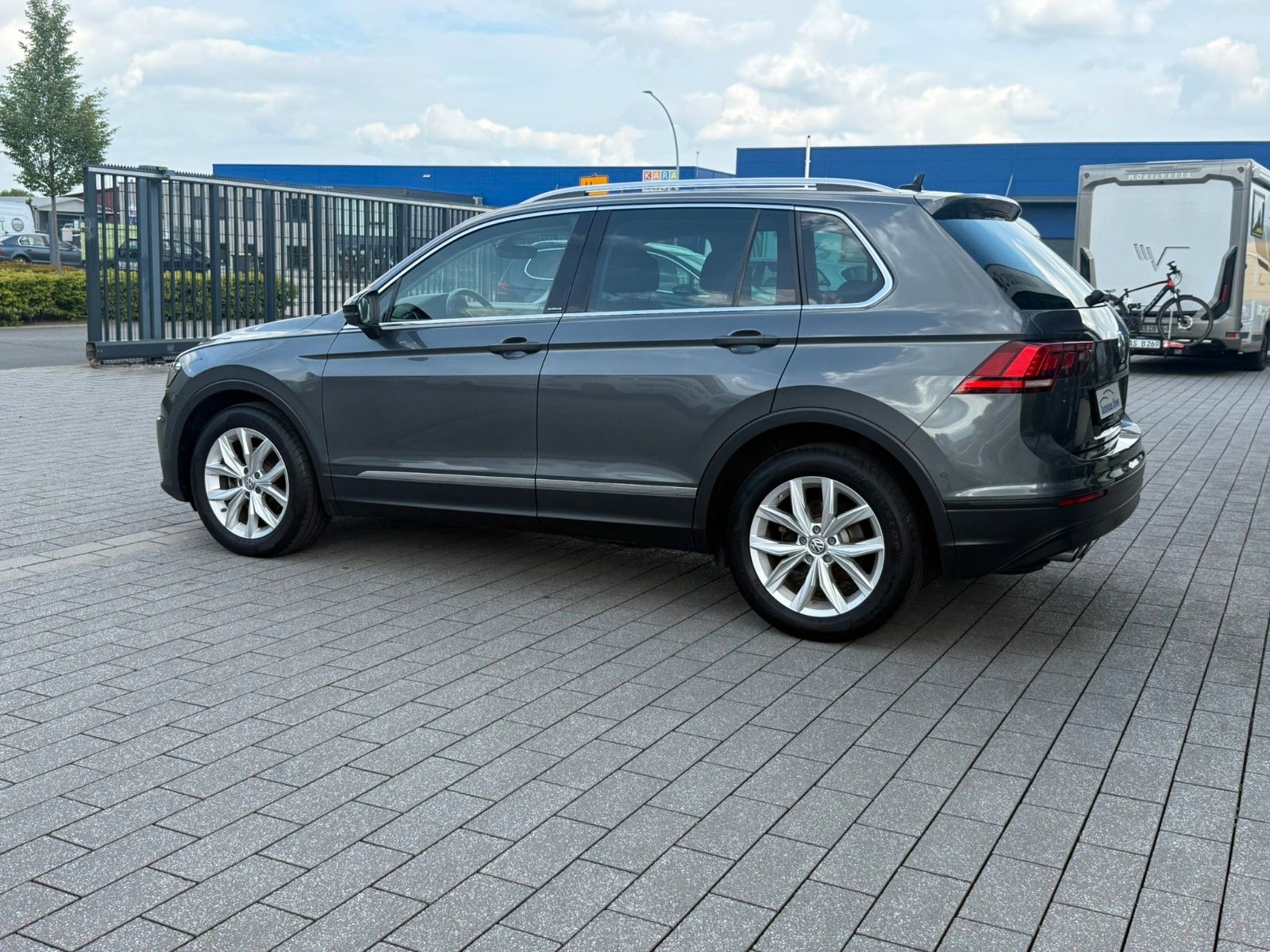 Fahrzeugabbildung Volkswagen Tiguan IQ.DRIVE Start-Stopp