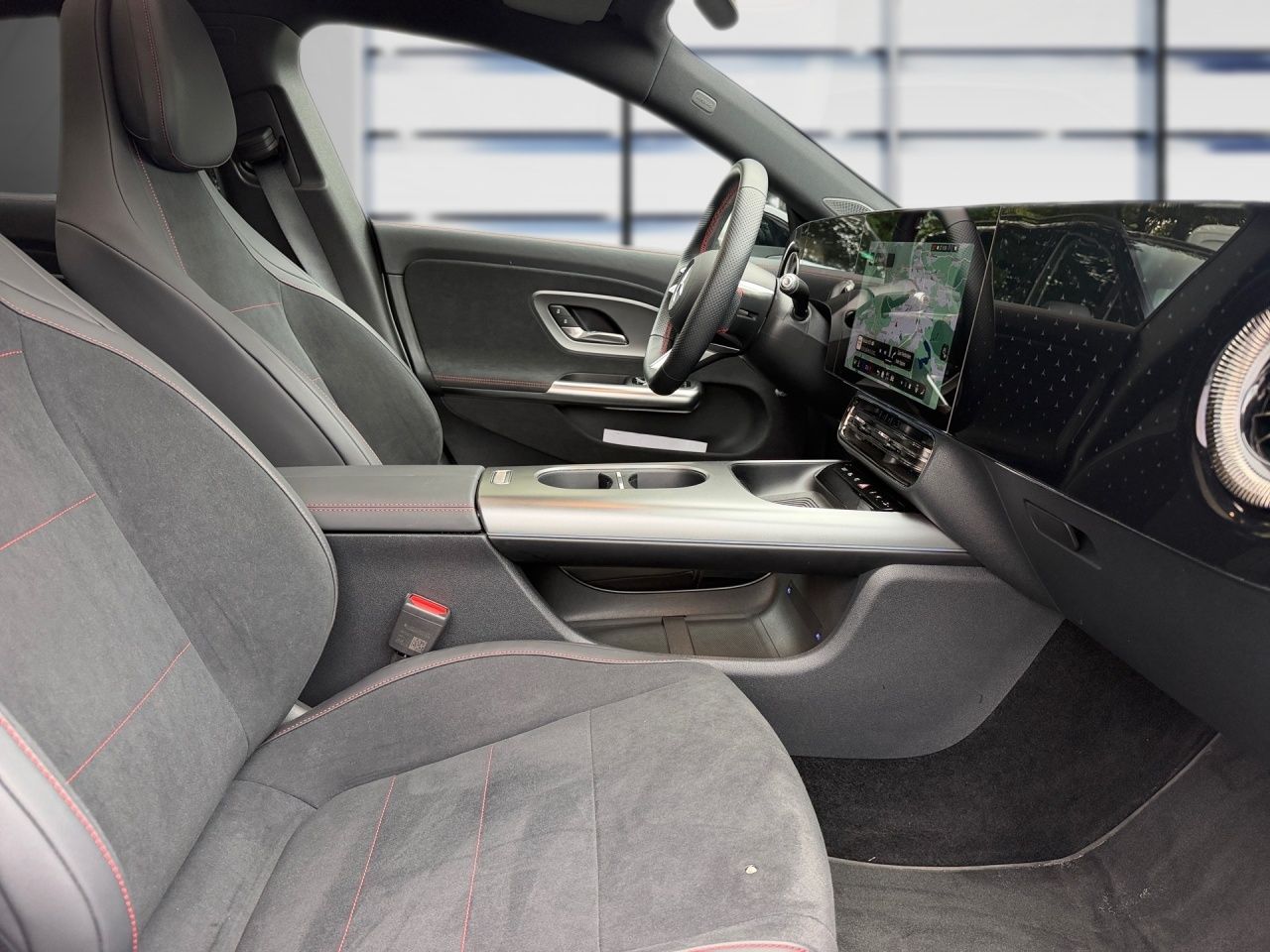 Fahrzeugabbildung Mercedes-Benz CLA 250+ EQ AMG+PANO+NIGHT+MULTIB+MASSAGE+DISTR+