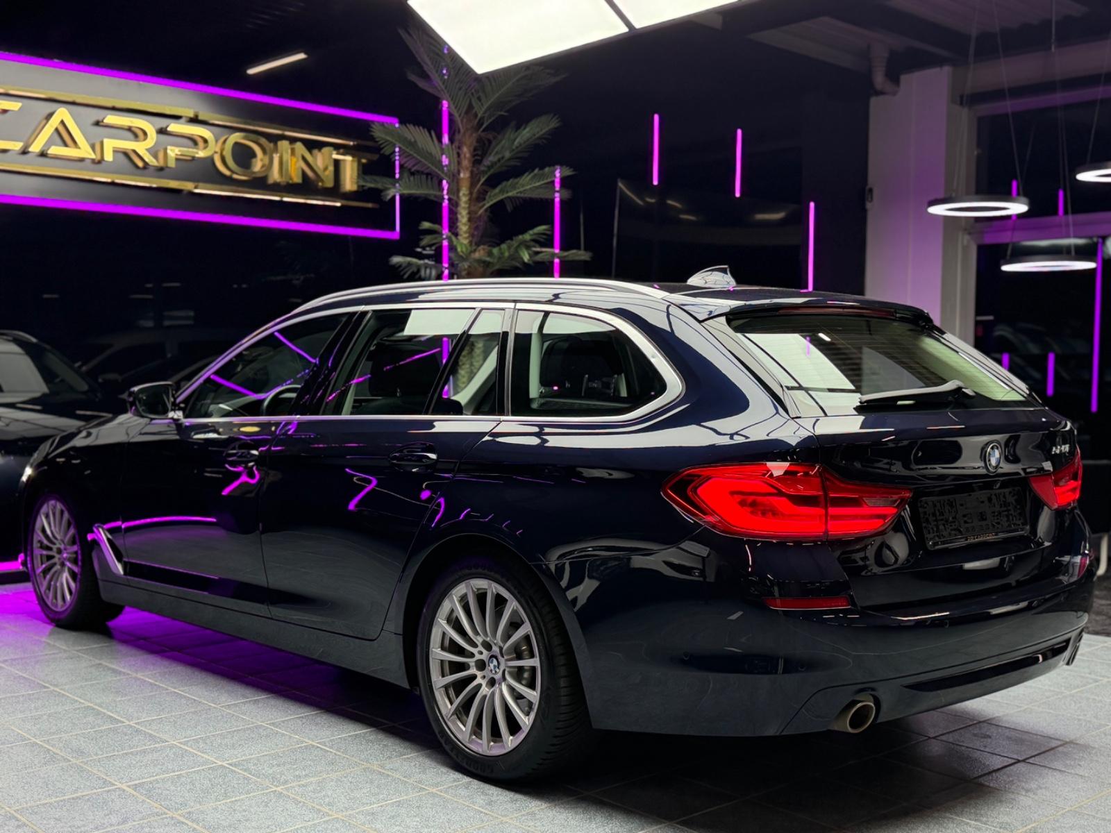 BMW 520  TouringLED/Volleder/Virtl/Standheizung/Pano
