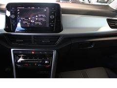 Fahrzeugabbildung Volkswagen T-Roc Life,Top-Ausstattung,Top-Zustand