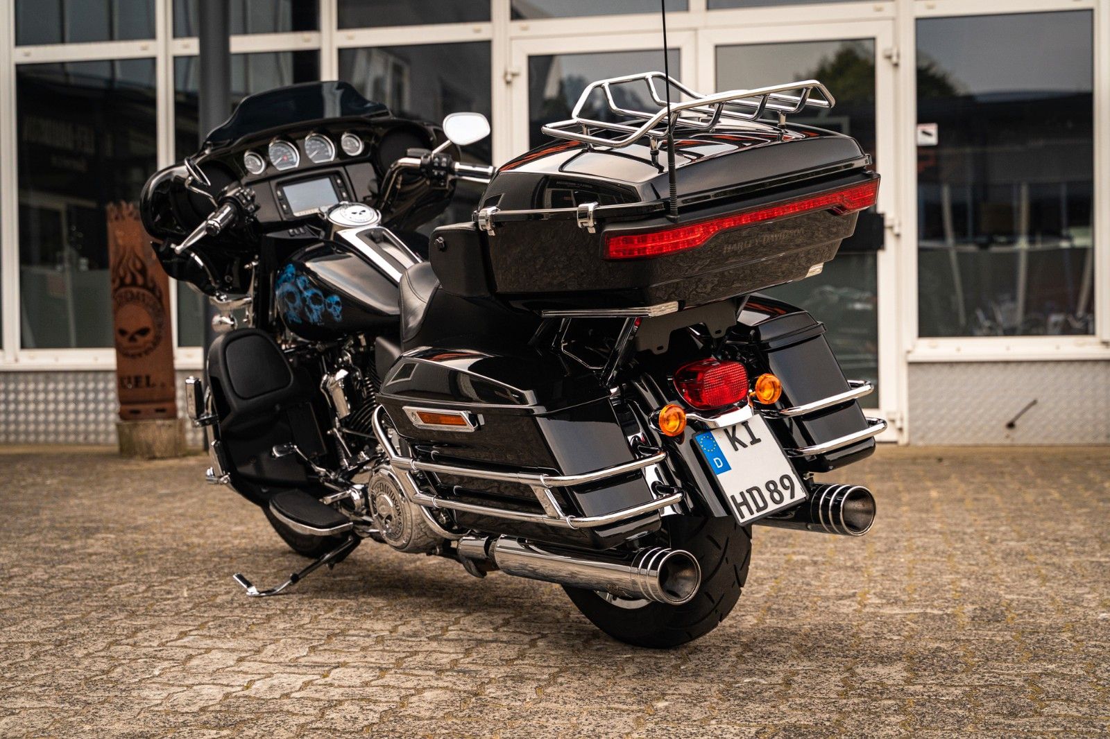 Fahrzeugabbildung Harley-Davidson FLHTK E-Glide Ultra Limited - Jekill -