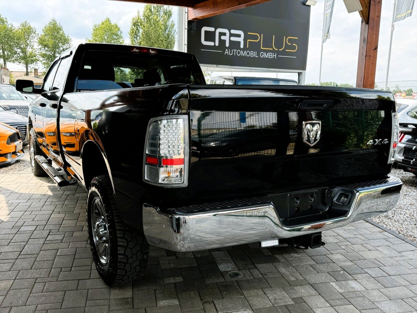 Fahrzeugabbildung Dodge RAM 2500 5.7 HEAVY DUTY MAXI CrewCab 4x4  CNG