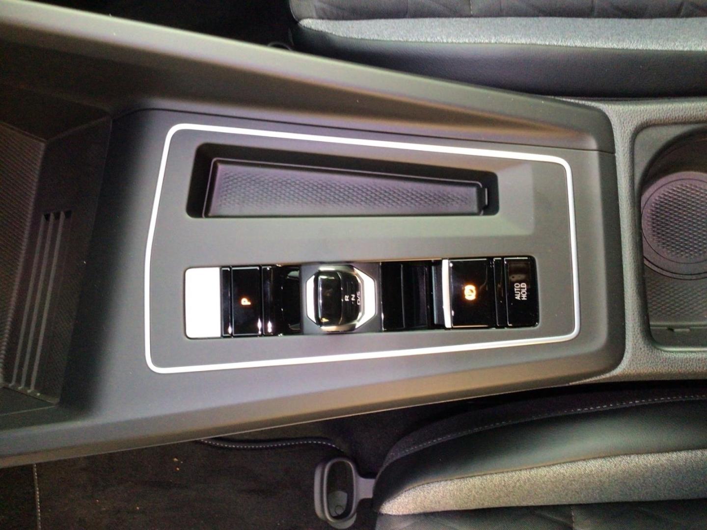 Volkswagen Golf VIII 1.5 eTSI 110 kW ENERGY Digitales Cockp, миниатюра 16