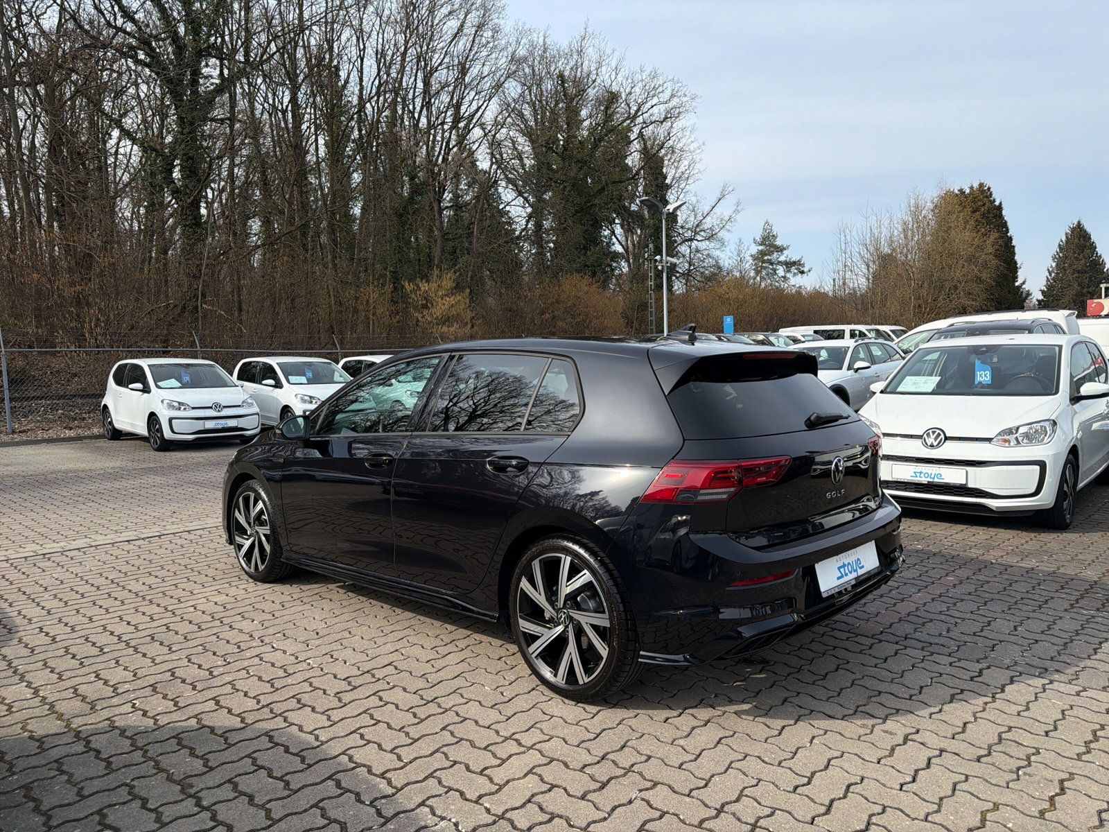 Golf R-Line TSi DSG Navi AZV Kamera ACC LED R-Li