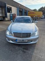 Mercedes-Benz Mercedes W221 S 600 V 12 517PS - Mercedes-Benz S 600: V12
