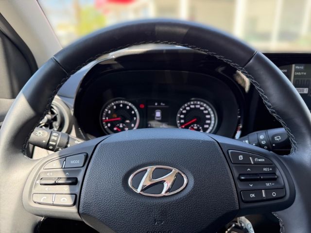 Fahrzeugabbildung Hyundai i10 1.2 Trend +CARPLAY+KLIMA+RADIO+TEMPOMAT+UVM+
